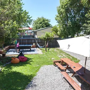 Hostel Around The World Backpackers