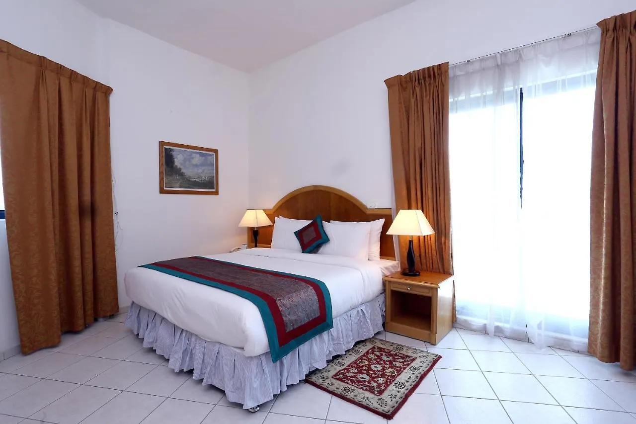 Dock Masters Hotel Apartments Dubai 3*,